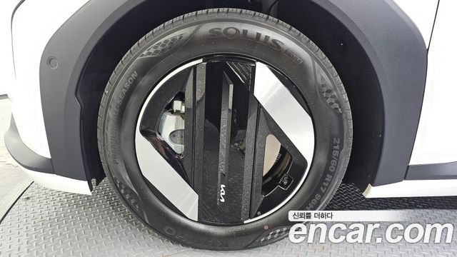 Kia EV4 из Кореи Encar