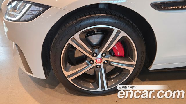 Jaguar XF из Кореи Encar