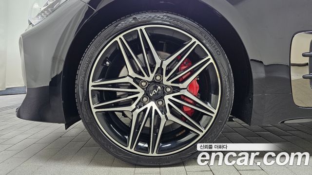 Kia Stinger из Кореи Encar