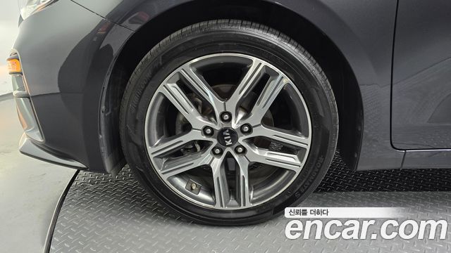 Kia K3 из Кореи Encar