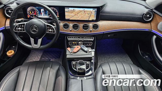 Mercedes-Benz E-Class из Кореи Encar