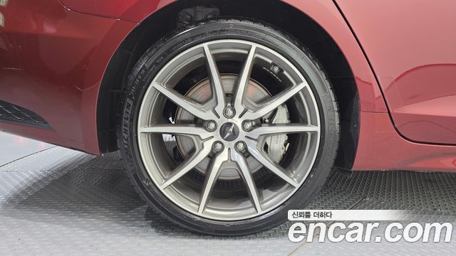 Genesis G70 из Кореи Encar