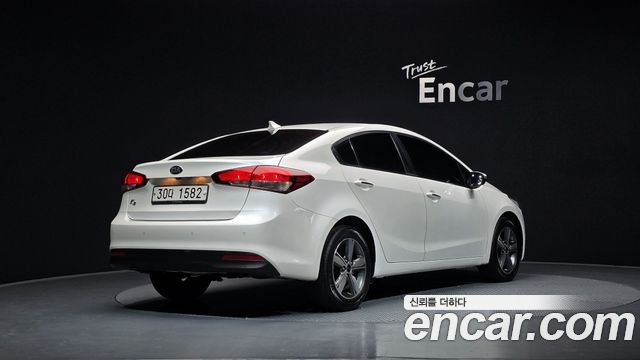 Kia K3 из Кореи Encar