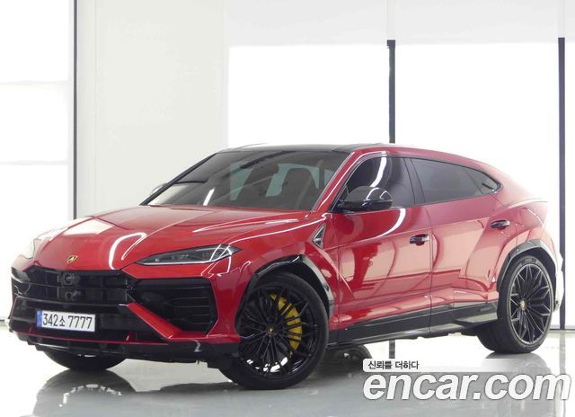 Lamborghini Urus из Кореи Encar