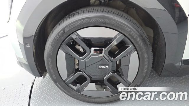 Kia EV9 из Кореи Encar
