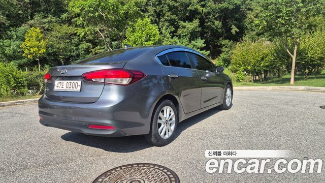 Kia K3 из Кореи Encar