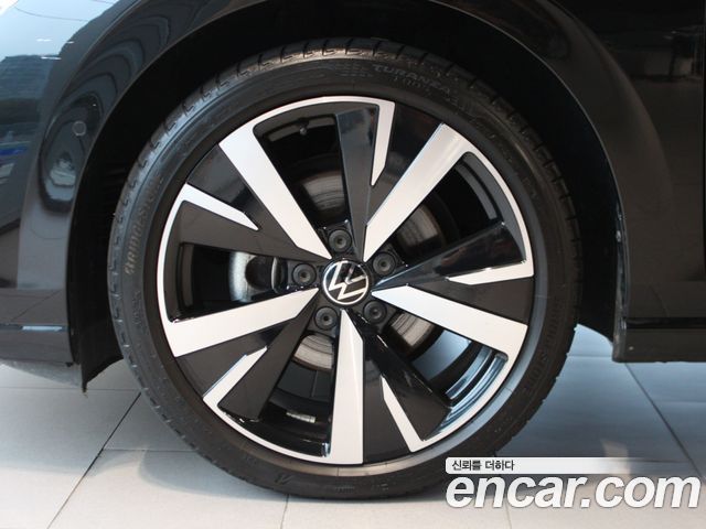 Volkswagen Golf 2.0 TDI Prestige — пробег 17 585 км — фото 5 из 5
