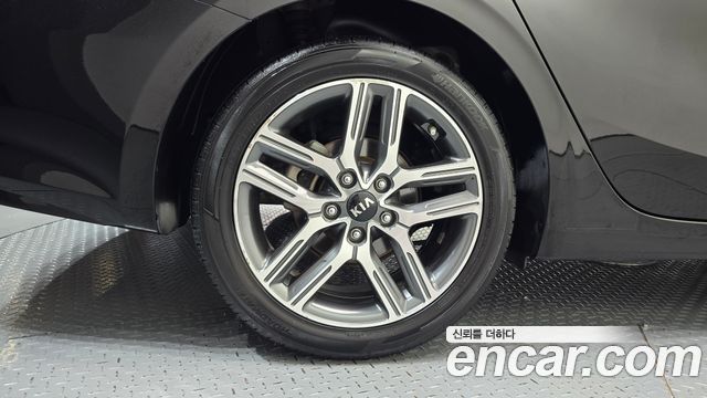 Kia K3 из Кореи Encar