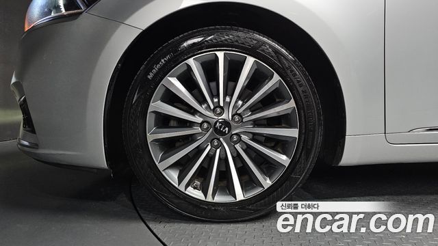 Kia K7 из Кореи Encar