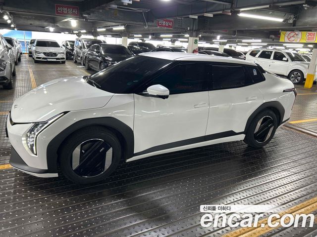 Kia EV4 из Кореи Encar