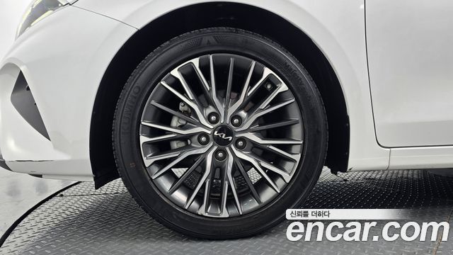Kia K3 из Кореи Encar