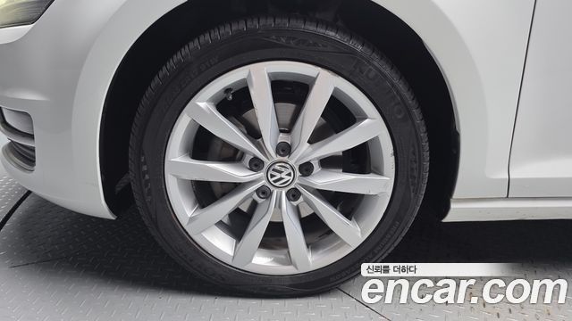 Volkswagen Golf из Кореи Encar