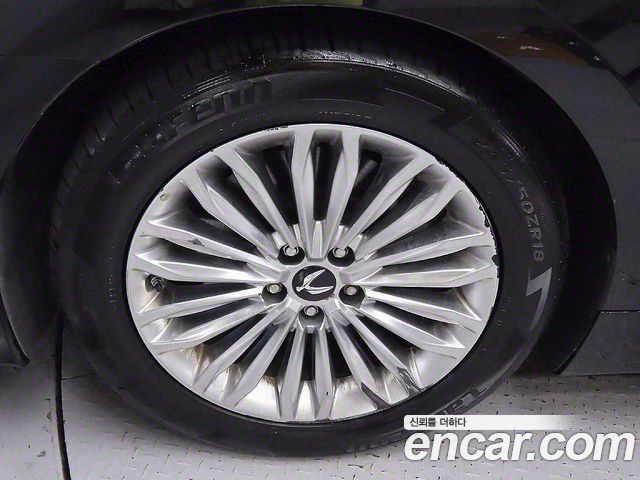 Hyundai Equus из Кореи Encar