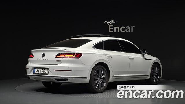 Volkswagen Arteon 2.0 TDI Presige 4Motion — пробег 145 496 км — фото 2 из 5