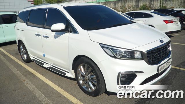 Kia Carnival 7-Seater Limousine President — пробег 130 300 км — фото 3 из 5