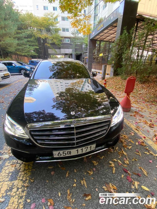 Mercedes-Benz E-Class E300 4MATIC Exclusive — пробег 90 200 км — фото 3 из 5