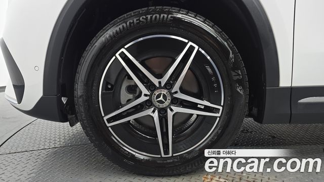Mercedes-Benz EQA из Кореи Encar
