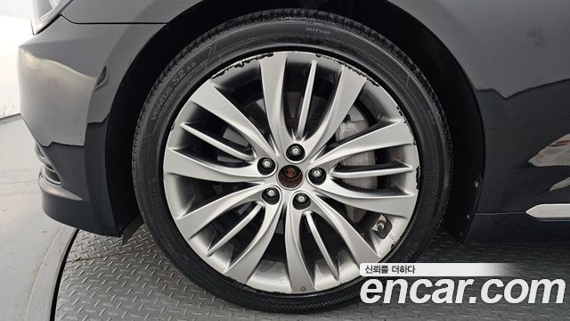 Hyundai Genesis из Кореи Encar