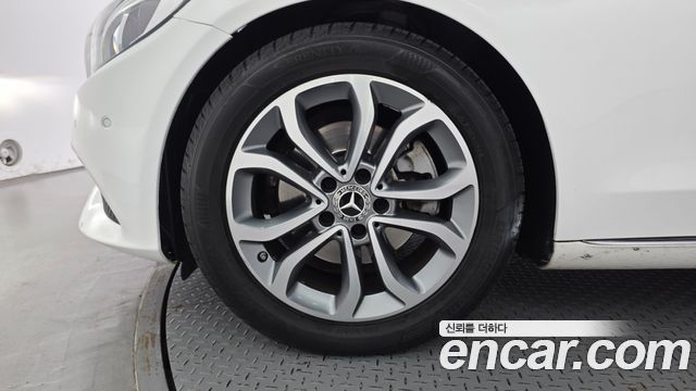 Mercedes-Benz C-Class из Кореи Encar