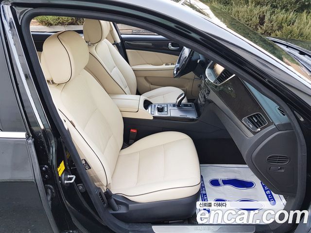Hyundai Equus из Кореи Encar