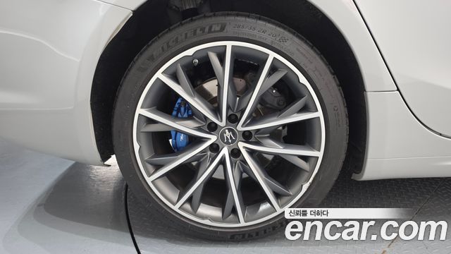 Maserati Ghibli из Кореи Encar