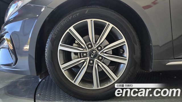 Kia K5 из Кореи Encar
