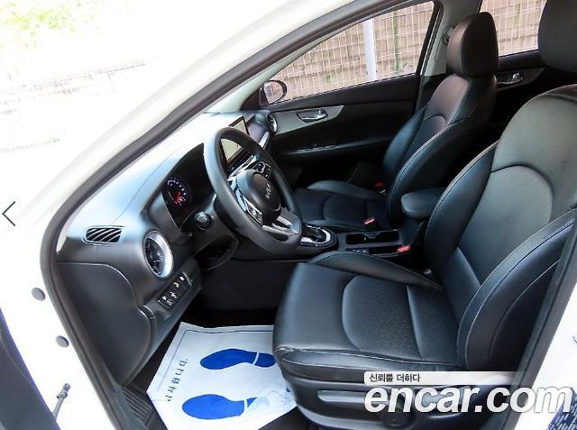 Kia K3 из Кореи Encar