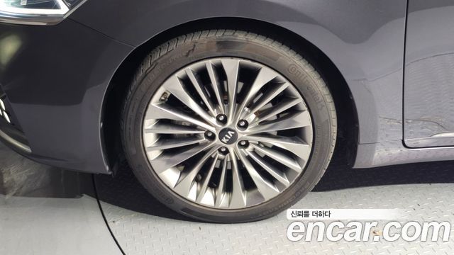 Kia K7 из Кореи Encar