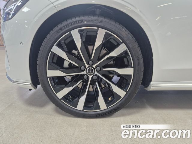 Volvo S90 из Кореи Encar