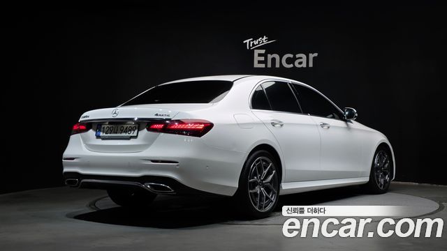 Mercedes-Benz E-Class из Кореи Encar
