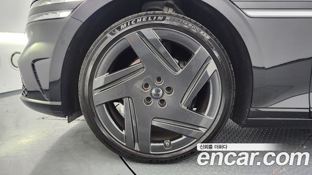 Genesis G90 из Кореи Encar