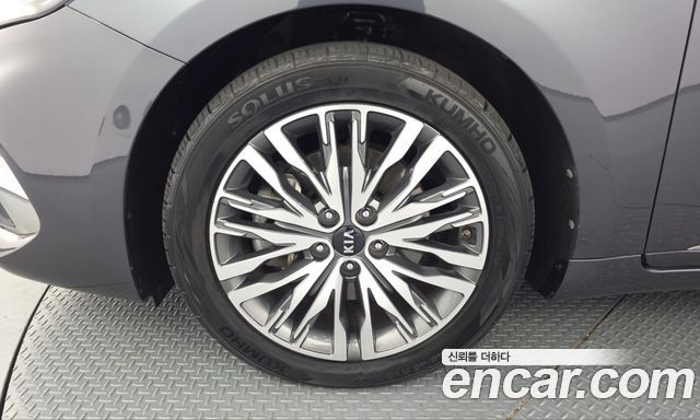 Kia K7 из Кореи Encar