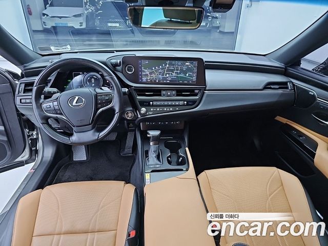 Lexus ES Executive — пробег 38 468 км — фото 5 из 5