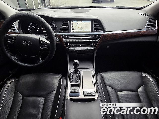 Hyundai Aslan из Кореи Encar