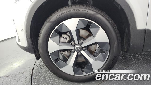 Volvo XC40 из Кореи Encar