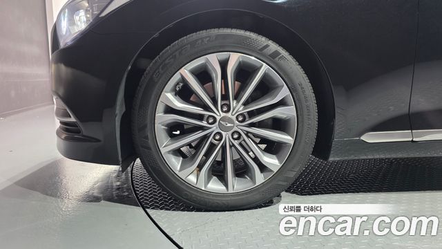 Hyundai Genesis из Кореи Encar