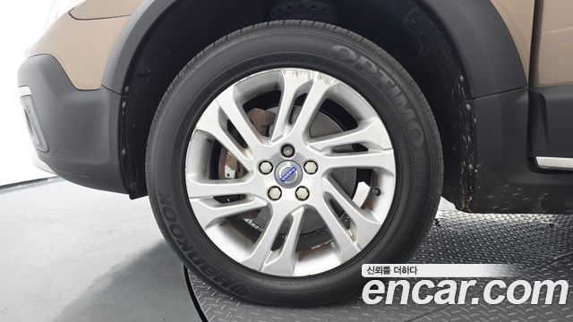 Volvo XC70 из Кореи Encar