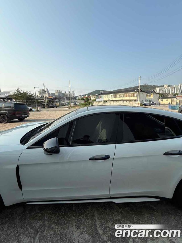 Porsche Panamera 2.9 AWD — пробег 8 000 км — фото 4 из 5