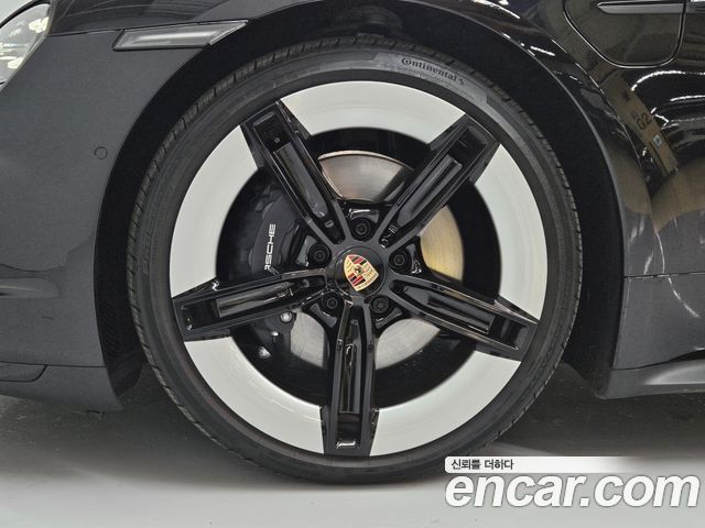 Porsche Taycan из Кореи Encar