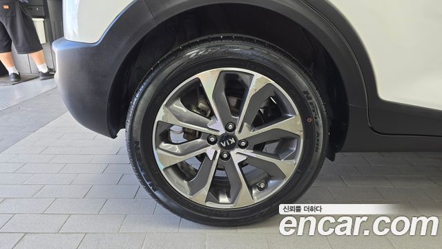 Kia Stonic из Кореи Encar