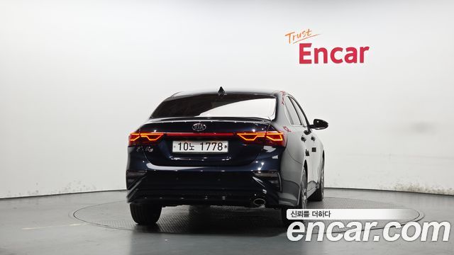 Kia K3 из Кореи Encar