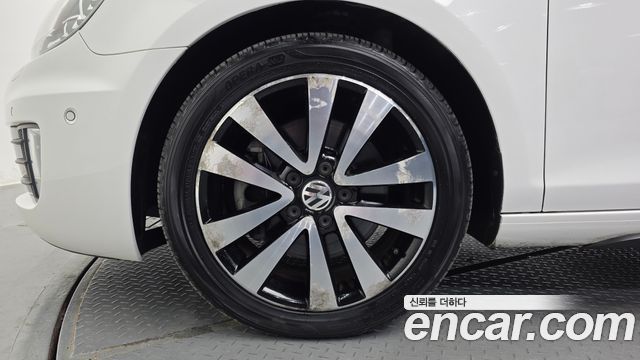 Volkswagen Golf из Кореи Encar
