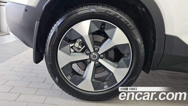 Volvo XC40 из Кореи Encar
